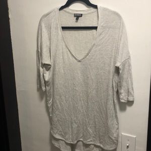 Express v neck tee with 2/3 sleeve